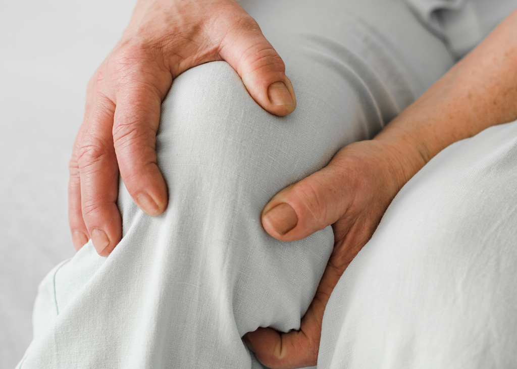 everton_knee-pain-image